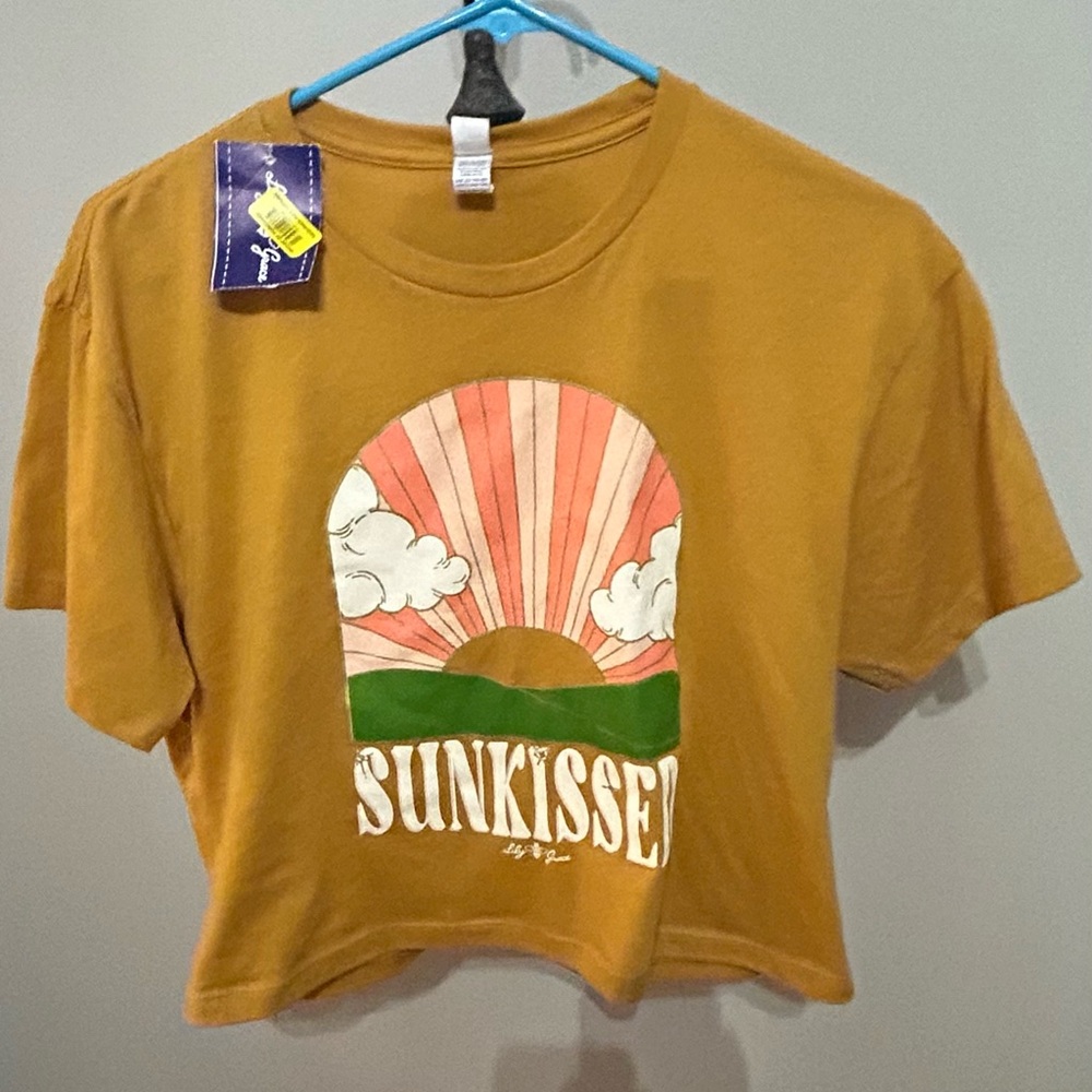 Sunkissed Graphic Tee in Mustard